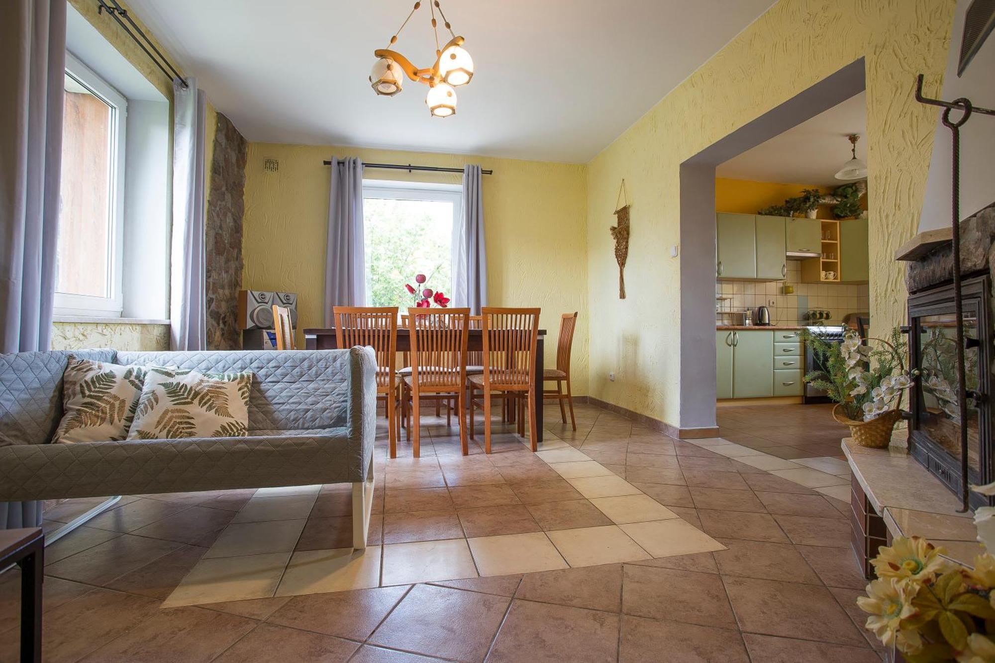Happy Bison - A 5 Bedroom House With A Garden Białowieża Εξωτερικό φωτογραφία